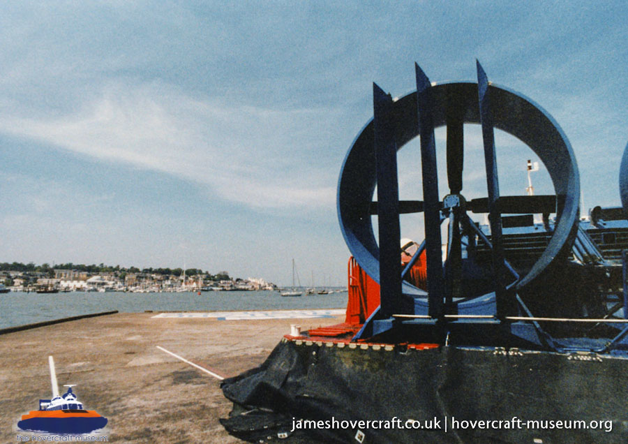 AP1-88 hovercraft promotional day by BHC -  (credit: The <a href='http://www.hovercraft-museum.org/' target='_blank'>Hovercraft Museum Trust</a>).